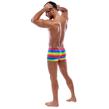 Lade das Bild in den Galerie-Viewer, Herren Pants bunt M - 2XL knackiger Sitz in Regenbogen-Farben
