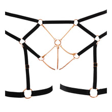 Lade das Bild in den Galerie-Viewer, Busenfreies BH Set S-XL aus elastischen Samtbändern &quot;Glamour&quot;

