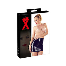 Lade das Bild in den Galerie-Viewer, Latex Minirock für Damen – hauteng, glänzend, schwarz/rot
