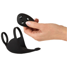 Lade das Bild in den Galerie-Viewer, Hoden-Vibrator mit Penis- und Hodenring und Fernbedienung - 12,3 cm
