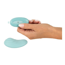 Lade das Bild in den Galerie-Viewer, Super Soft Silikon Panty - Auflege Vibrator mit Fernbedienung

