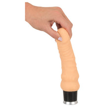 Lade das Bild in den Galerie-Viewer, Nature Skin Real Vibrator mit 8 Vibrationsmodi - 20cm
