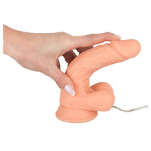 Lade das Bild in den Galerie-Viewer, Natur-Vibrator Nice Guy mit starkem Saugfuß - 18cm
